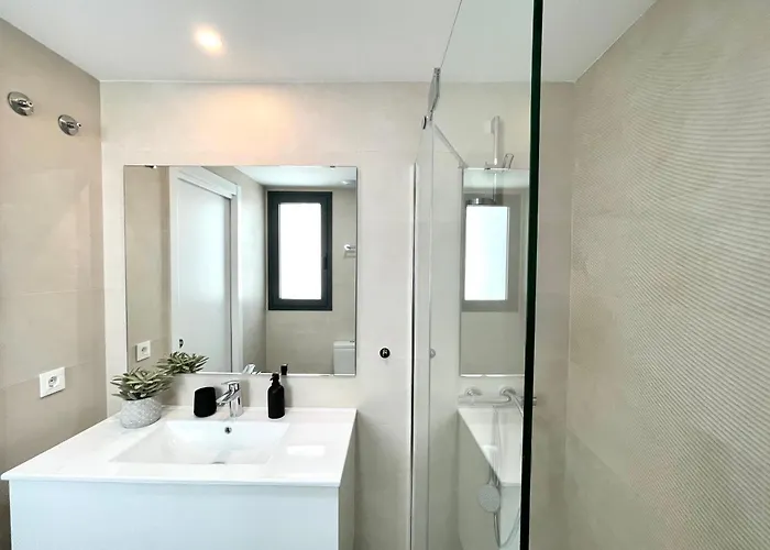 Majestic By The Beach, * Fuengirola