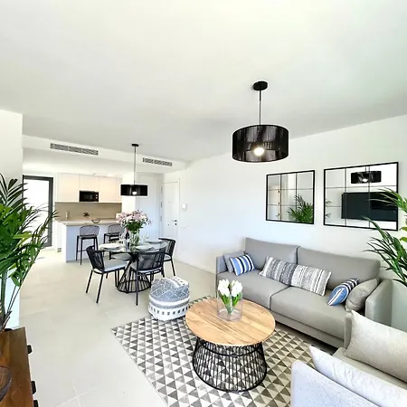 Majestic By The Beach, Fuengirola